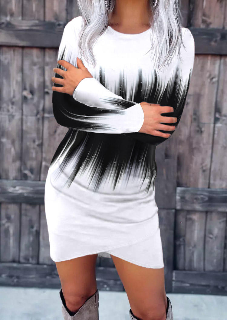 

Mini Dresses Gradient V-Neck Long Sleeve Mini Dress in Multicolor. Size: L,M,,XL