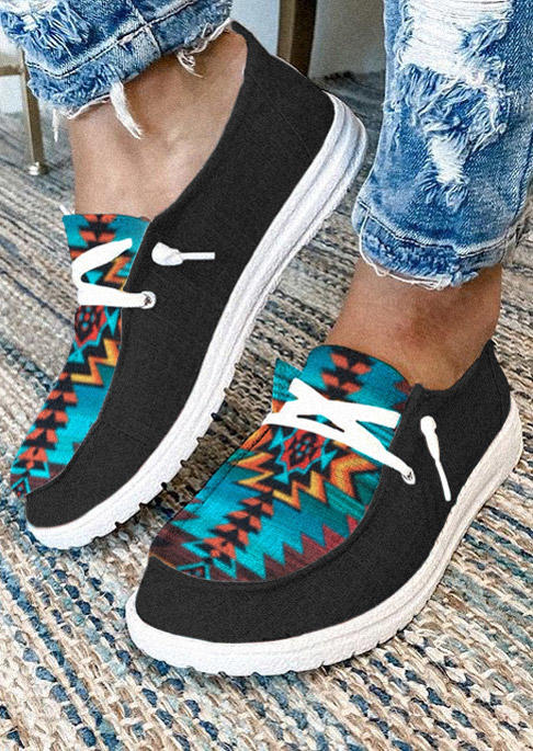 

Sneakers Aztec Geometric Round Toe Flat Sneakers in Black. Size