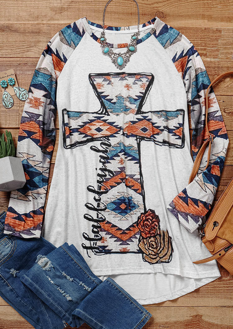 

Blouses Aztec Geometric Rose Cross Blouse in White. Size: M