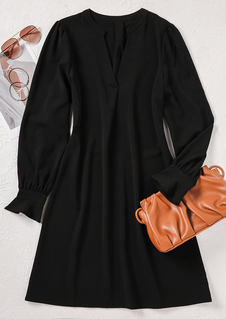 

Mini Dresses Ruffled V-Neck Shirt Mini Dress in Black. Size: L,M,,XL
