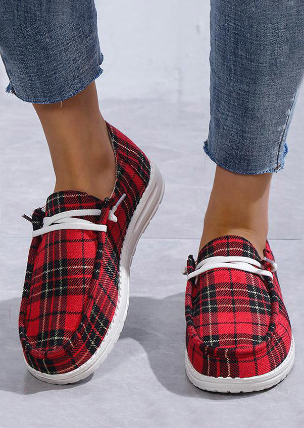 

Sneakers Plaid Slip On Round Toe Flat Sneakers in Red. Size