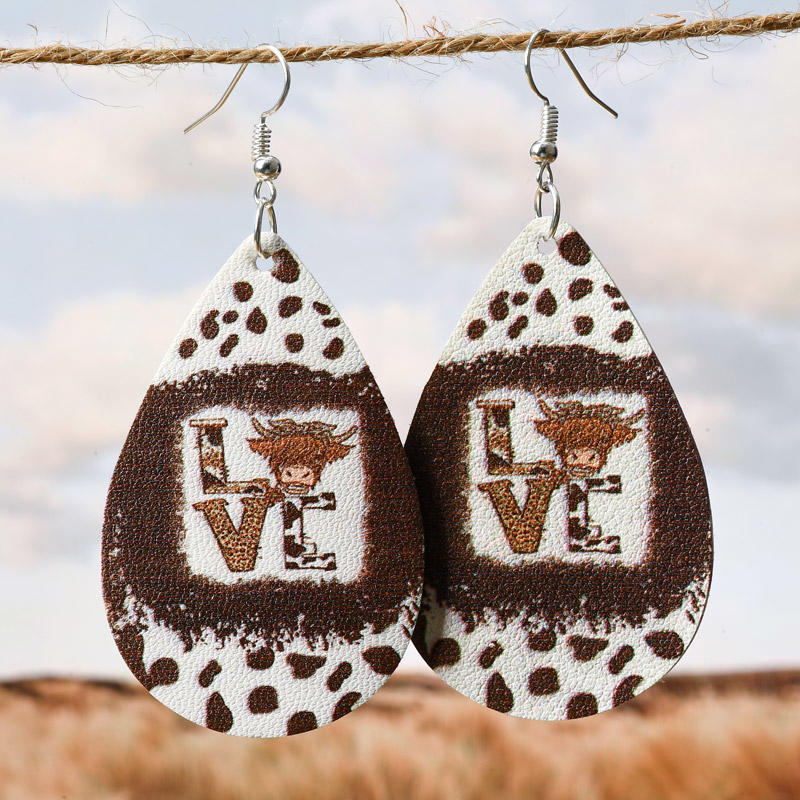 Love Highland Cattle Leopard PU Leather Earrings