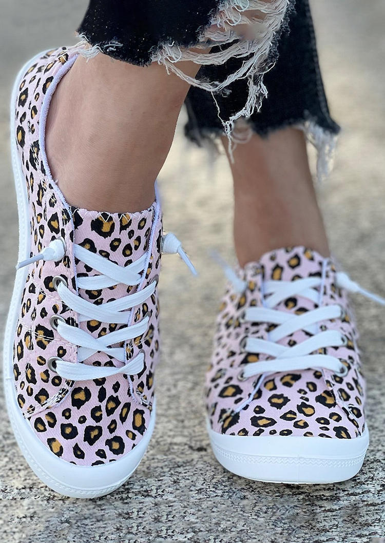 

Sneakers Leopard Slip On Round Toe Flat Sneakers in Pink. Size