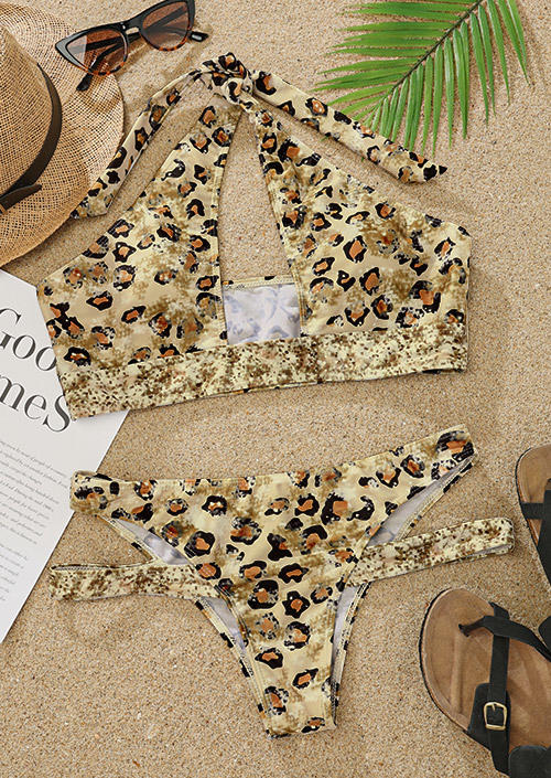Bikini Sets Leopard Hollow Out Glitter Bikini Set in Multicolor. Size: L,M,S,XL