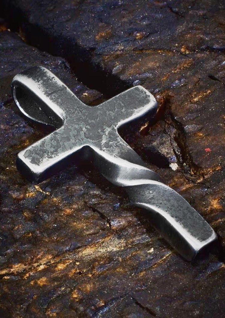

Necklaces Vintage Cross Twist Pendant Necklace in Brown. Size