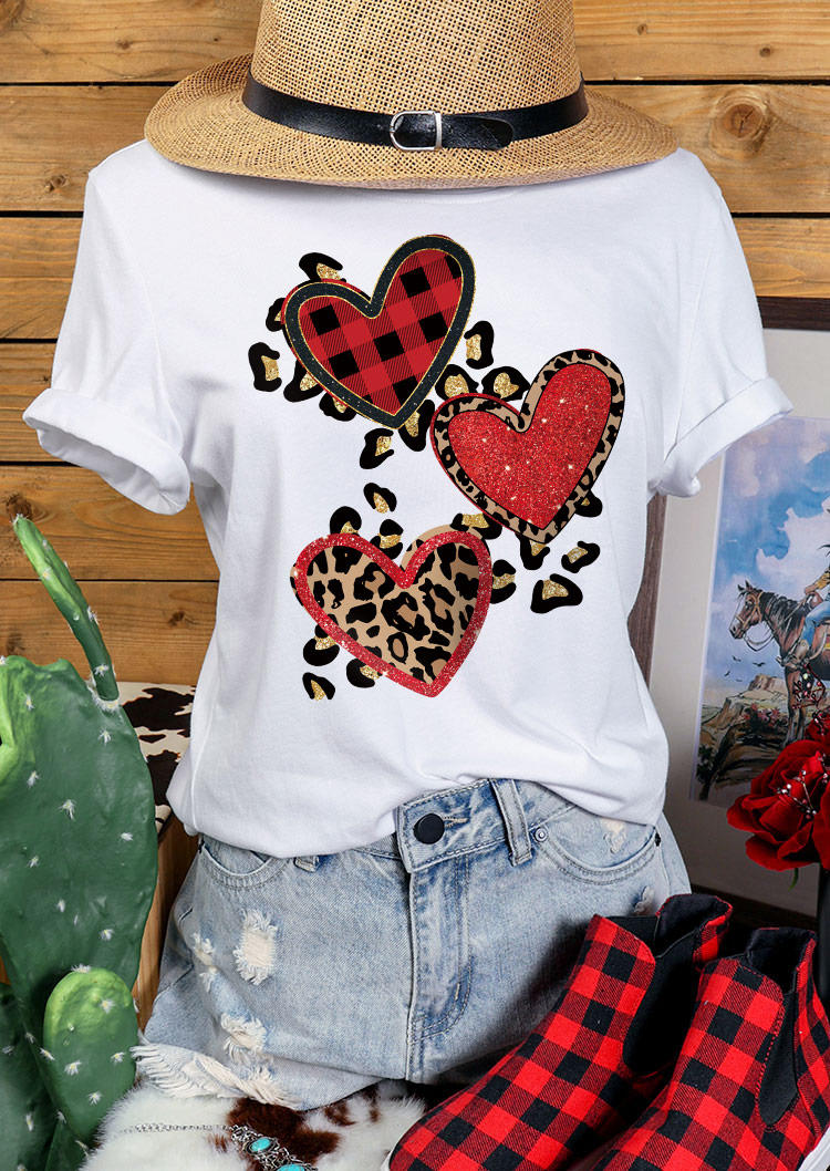 T-shirts Tees Valentine Leopard Heart Glitter T-Shirt Tee in White. Size: L,M,S,XL