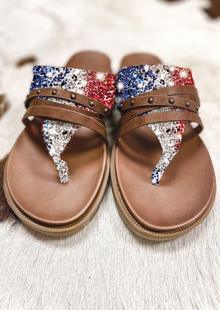 

Slippers American Flag Rivets Flip Flops Slippers in Multicolor. Size