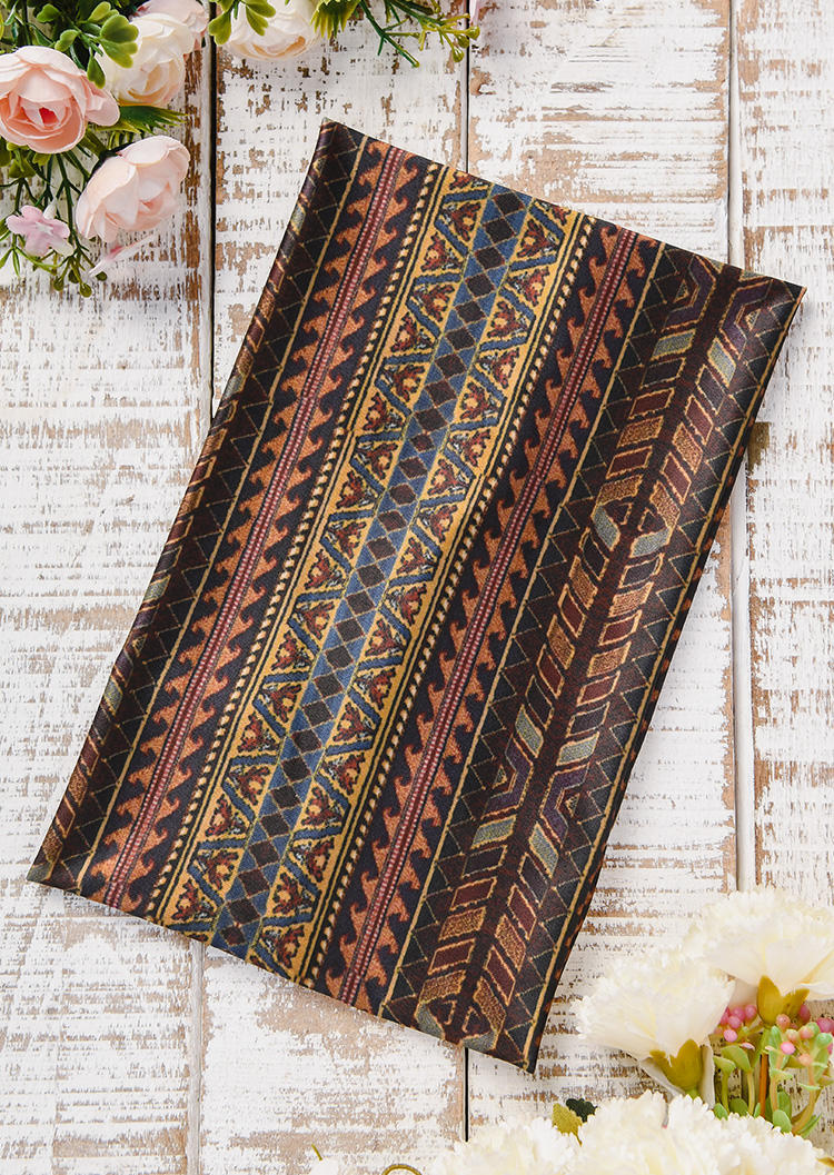 

Vintage Geometric Yoga Wide Headband in Multicolor. Size