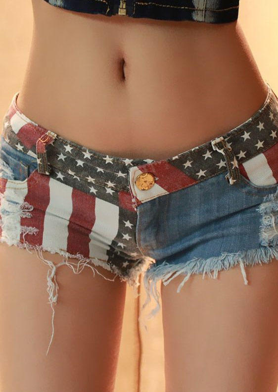 

Shorts American Flag Star Pocket Frayed Ripped Denim Shorts in Multicolor. Size
