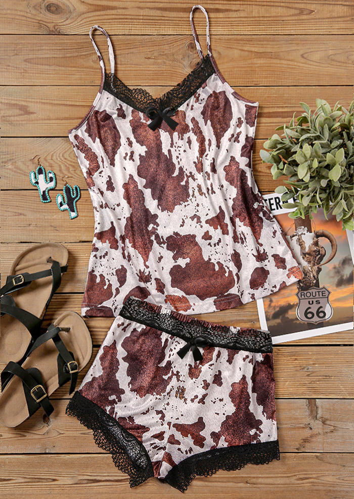 

Sleepwear Cow Lace Camisole And Shorts Pajamas Set in Multicolor. Size
