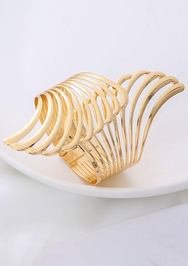 

Angel Wing Hollow Out Curtain Decorative Ornament in Gold. Size