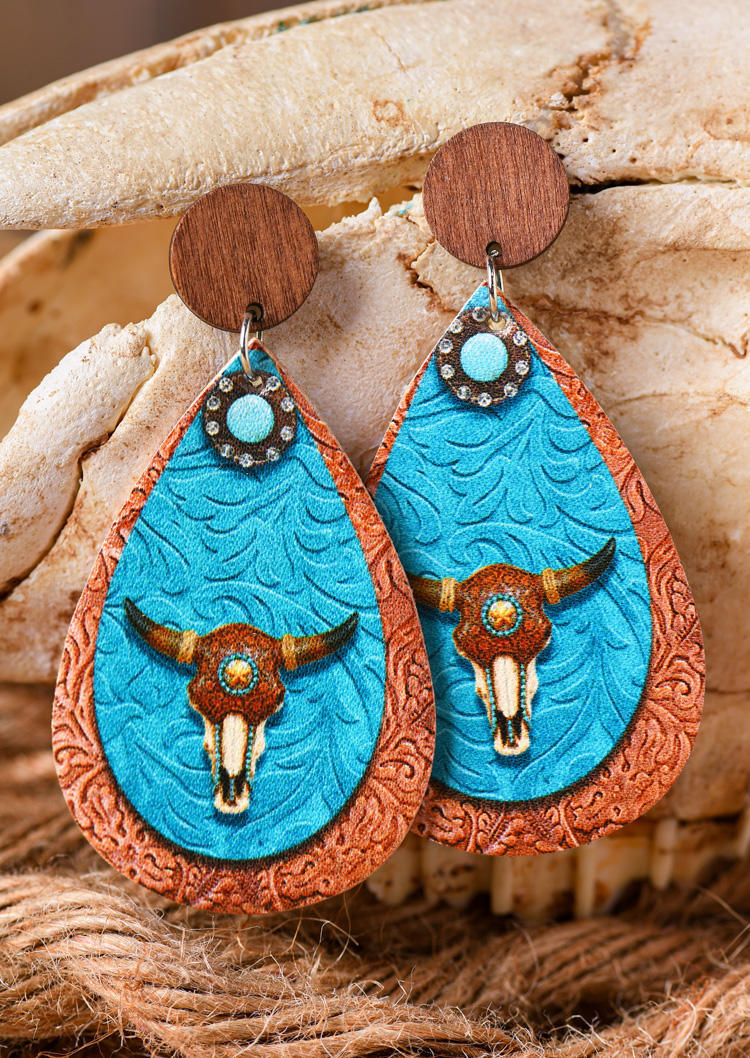 

Earrings Steer Skull Turquoise PU Leather Stud Earrings in Multicolor. Size