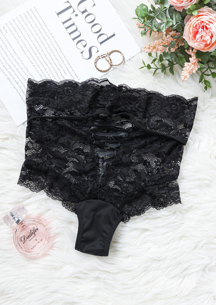 

Panties Lace Splicing Criss-Cross Panties in Black. Size