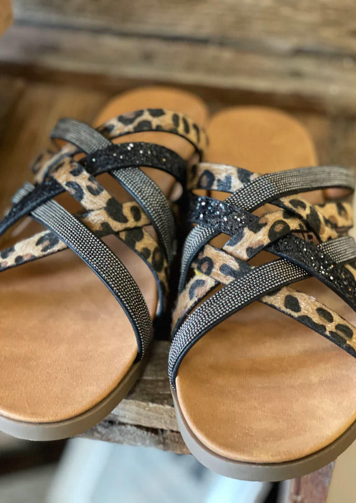 

Slippers Leopard Glitter Criss-Cross Flat Slippers in Multicolor. Size