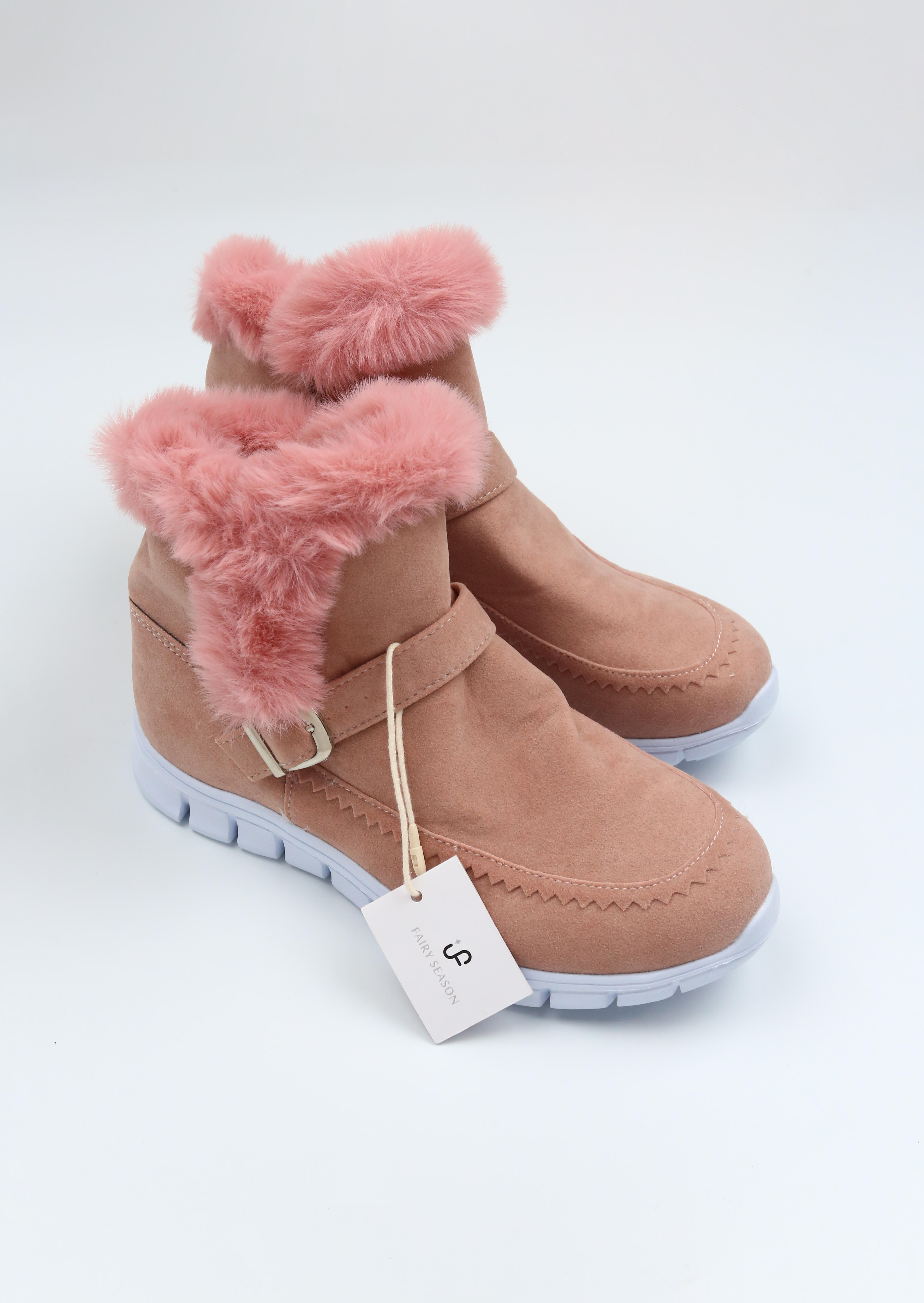 

Boots FAIRY SEASON Zipper Buckle Strap Plush Warm Snow Boots in Pink. Size: 37,38,39,40