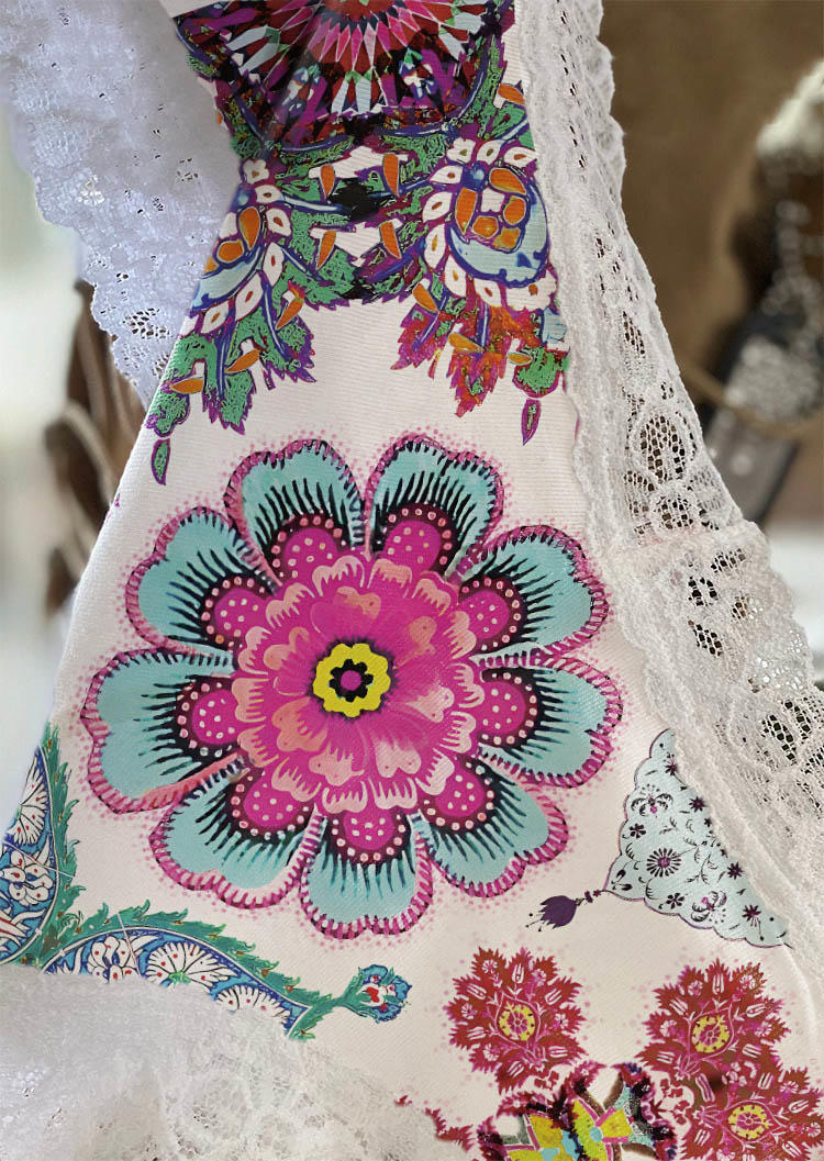 

Panties Floral Lace Splicing Panties in Multicolor. Size: L,M,,XL