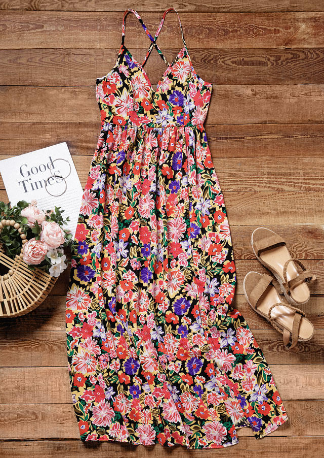 

Maxi Dresses Floral Open Back Slit Maxi Dress in Multicolor. Size