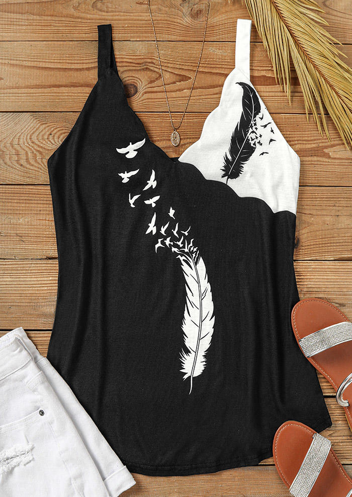 

Tank Tops Feather Color Block Camisole in Black. Size: ,XL