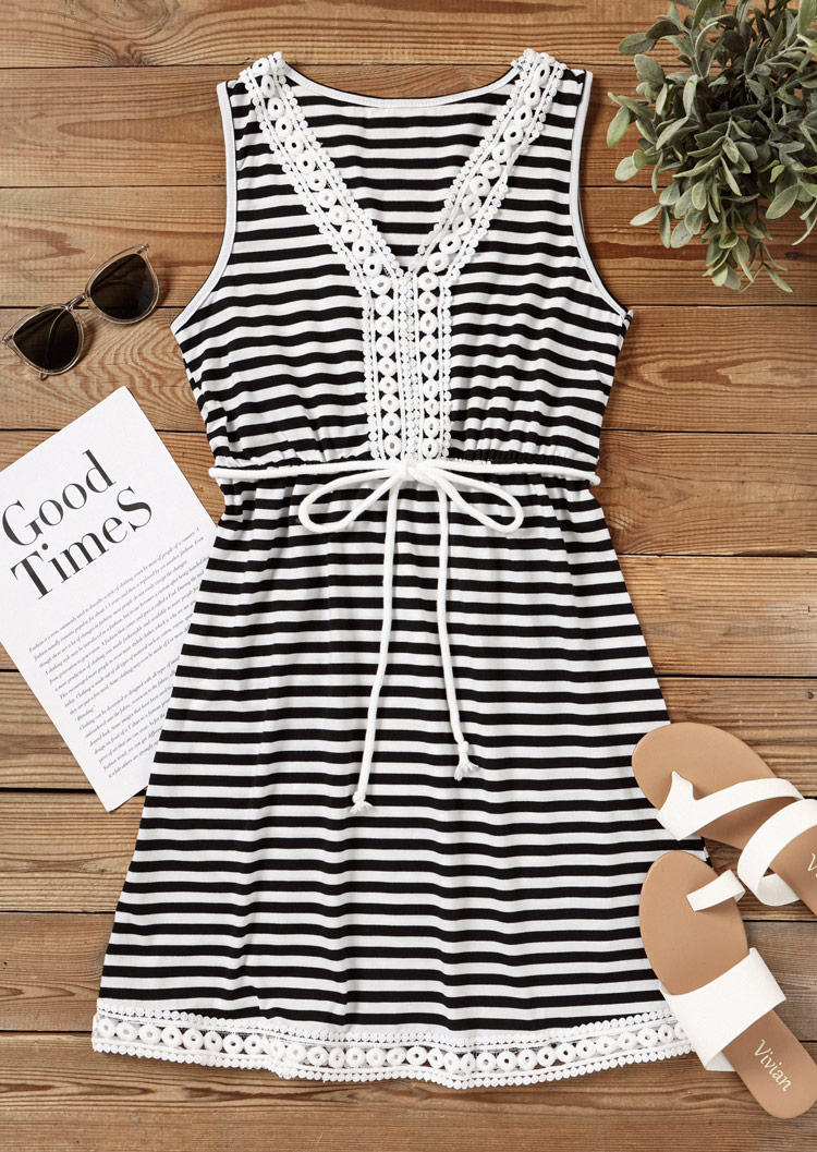 

Mini Dresses Striped Lace Splicing Tie Sleeveless Mini Dress in Black. Size