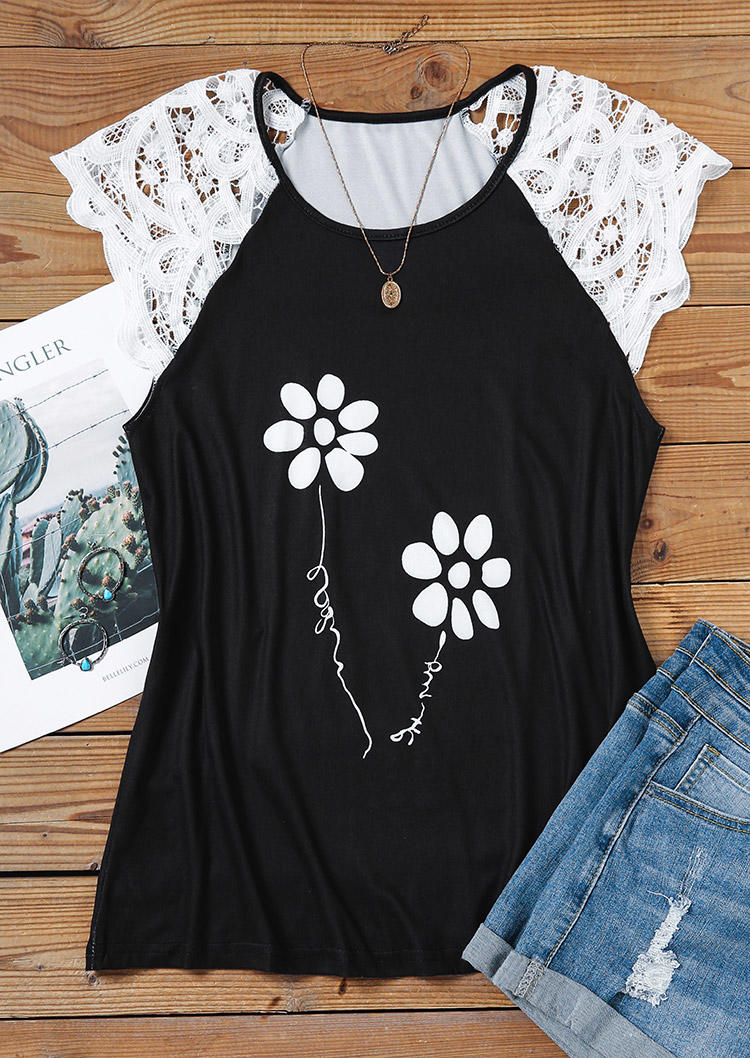 

Blouses Floral Lace Raglan Sleeve Blouse in Black. Size: ,XL
