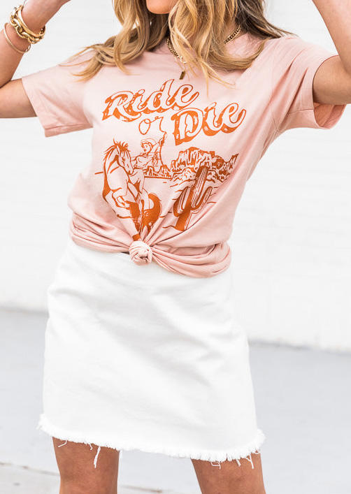 

T-shirts Tees Ride Or Die Cactus Cowgirl T-Shirt Tee in Pink. Size: L,M,,XL