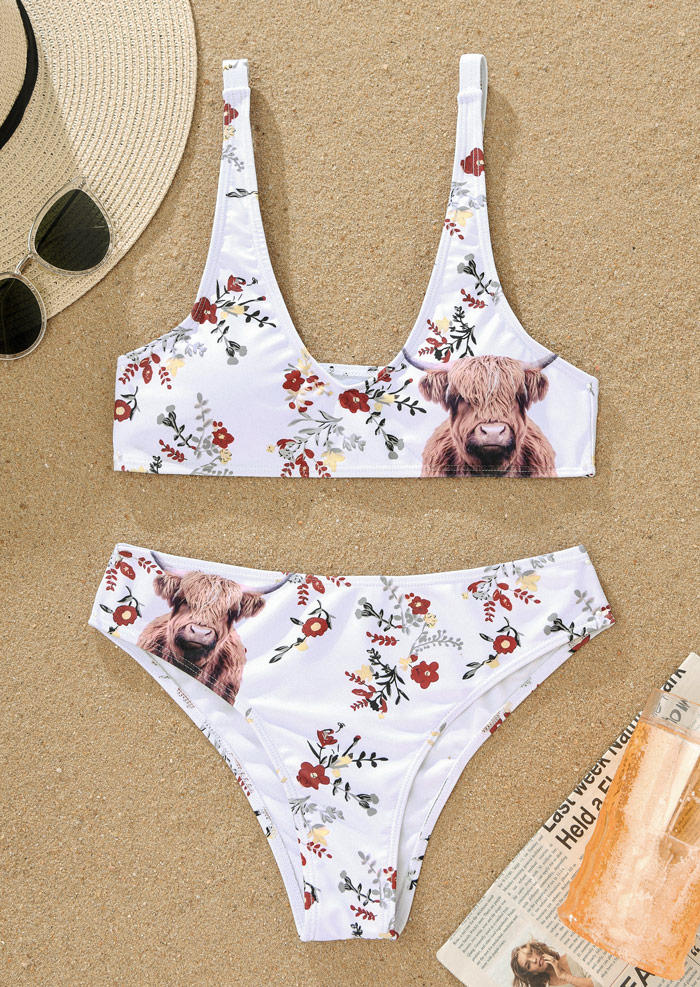 

Bikini Sets Floral Highland Cattle Bikini Set in White. Size: L,M,,XL