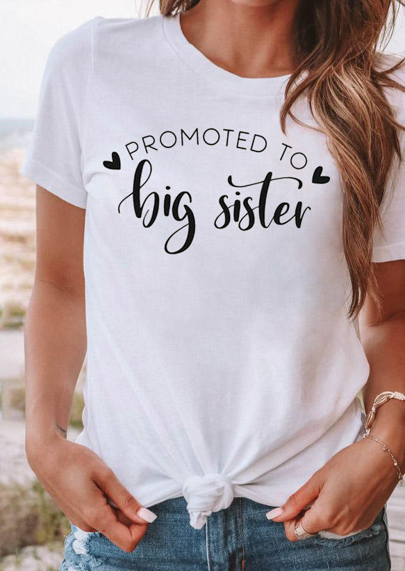 

T-shirts Tees Promoted To Big Sister Heart T-Shirt Tee in White. Size: L,M,,XL