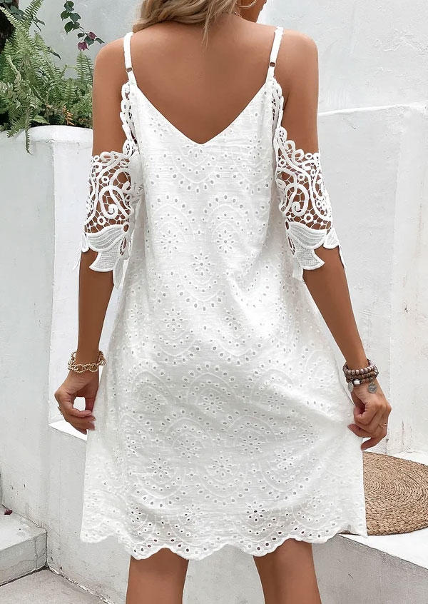 

Mini Dresses Lace Splicing Cold Shoulder Mini Dress in White. Size: M