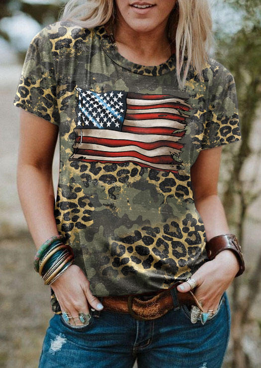 

T-shirts Tees American Flag Leopard Camouflage T-Shirt Tee in Multicolor. Size
