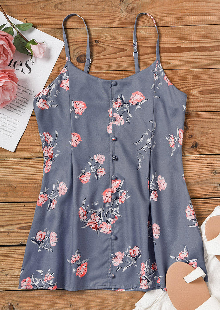

Tank Tops Floral Button Ruffled Smocked Camisole in Gray. Size: L,,XL