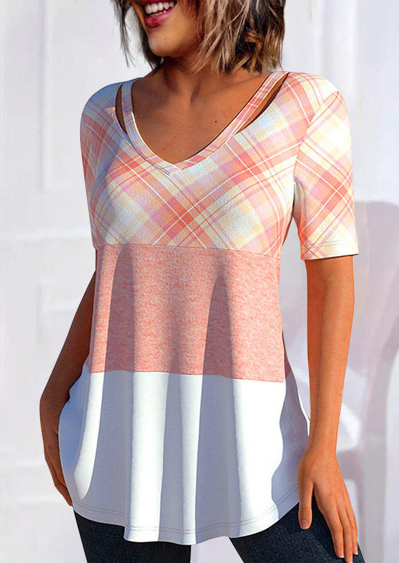 

Blouses Color Block Plaid Hollow Out V-Neck Blouse in Multicolor. Size: M,,XL