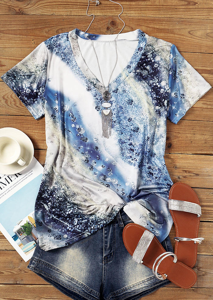 

Blouses Glitter Short Sleeve V-Neck Blouse in Multicolor. Size