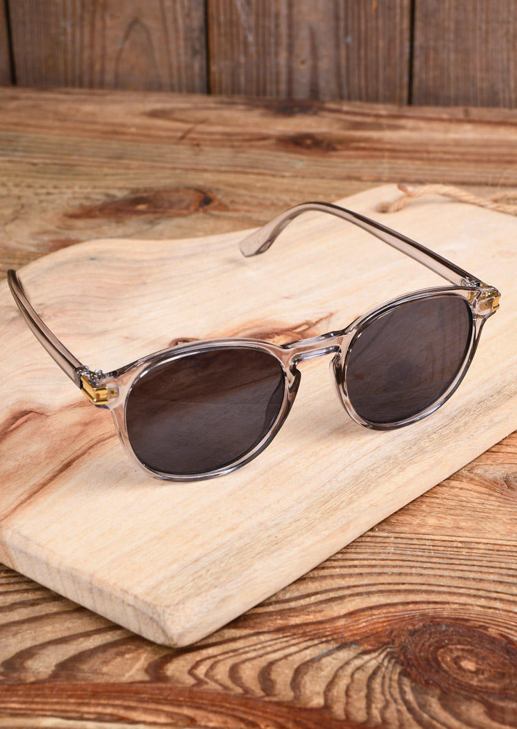 

Sunglasses Summer Plastic Frame Sunglasses in Gray. Size