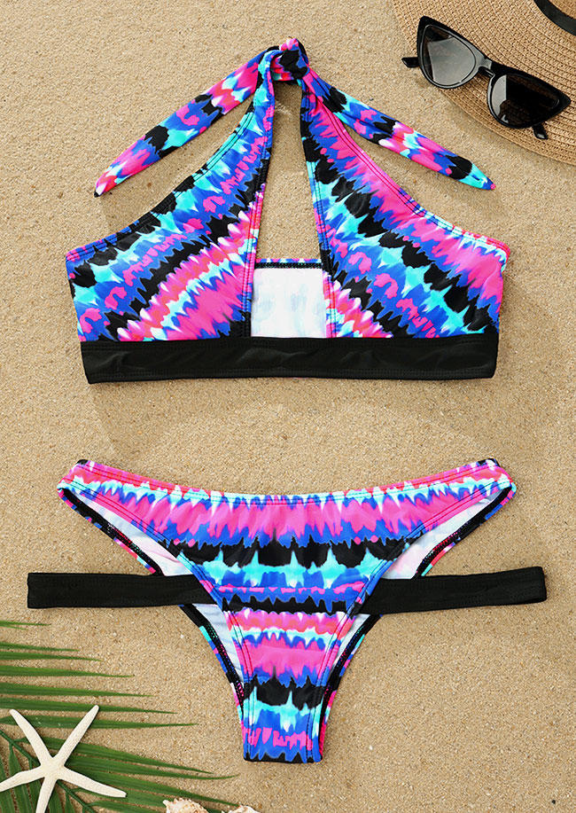 

Bikini Sets Tie Dye Hollow Out Bikini Set in Multicolor. Size: M,,XL