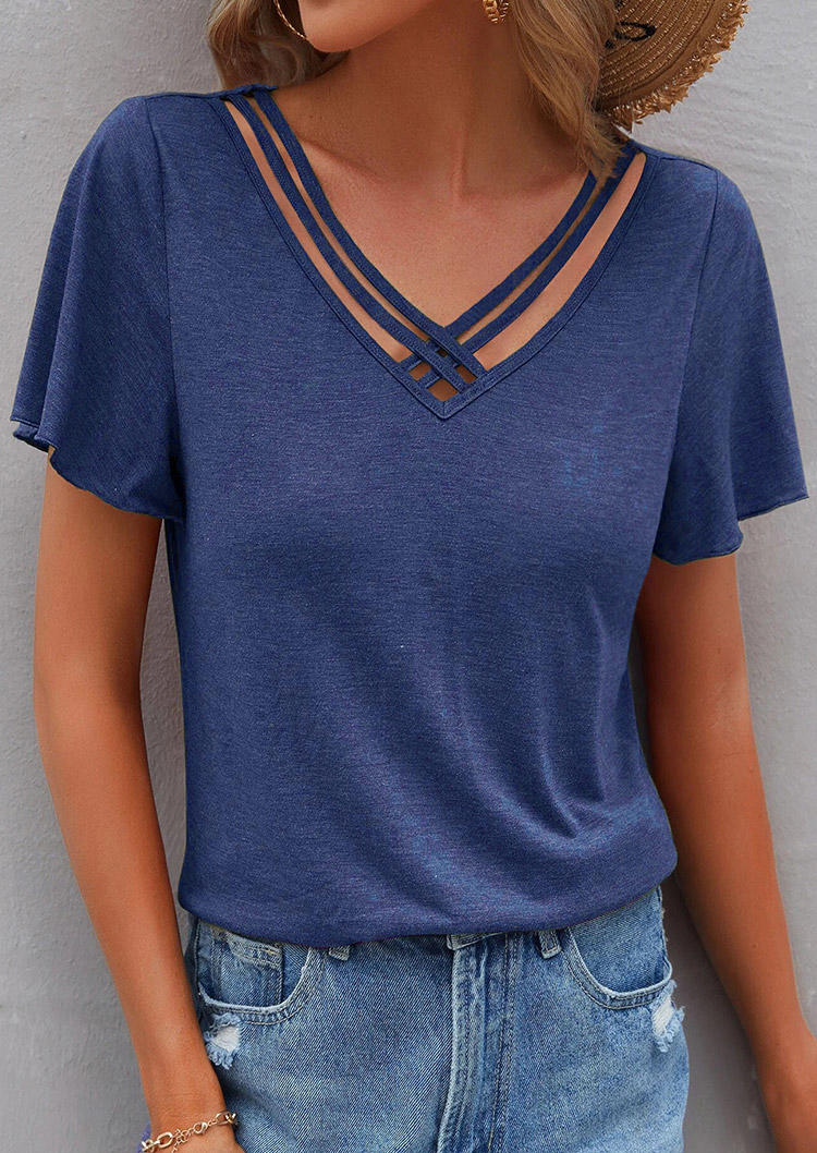 

Blouses Criss-Cross Hollow Out Ruffled Blouse in Blue. Size: L,,XL