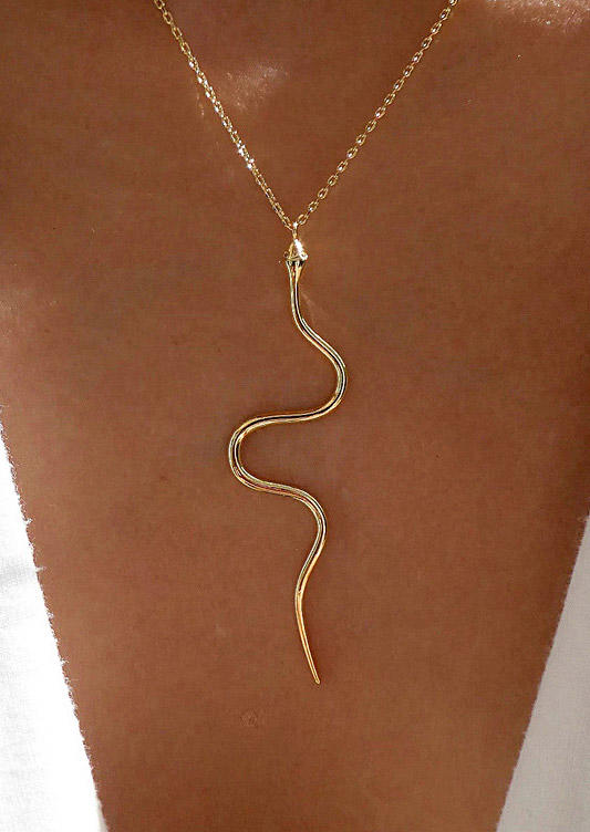 

Necklaces Snake Pendant Alloy Necklace in Gold. Size
