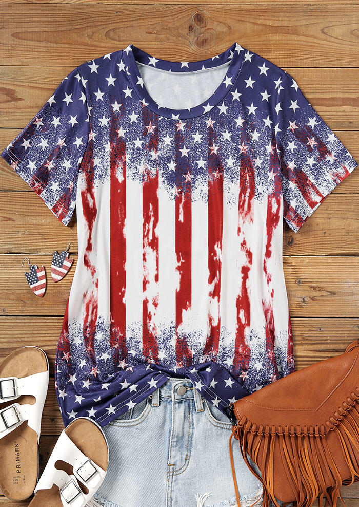 

Blouses American Flag O-Neck Blouse in Multicolor. Size: ,XL