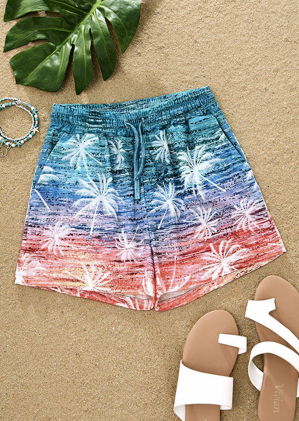 

Shorts Coconut Tree Gradient Pocket Shorts in Multicolor. Size: ,XL