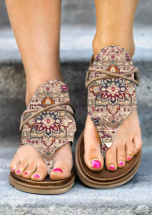 

Sandals Ethnic Zipper Flat Sandals in Khaki. Size: ,38,39,40,41