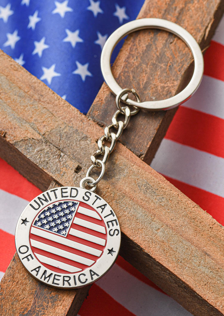 

Keychains United States Of American Flag Keychain in Multicolor. Size