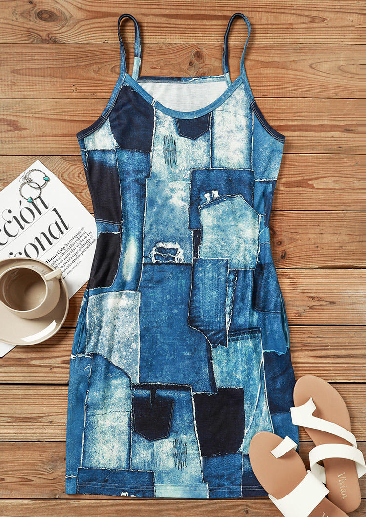 

Mini Dresses Geometric Pocket Spaghetti Strap Mini Dress in Blue. Size: L,,XL