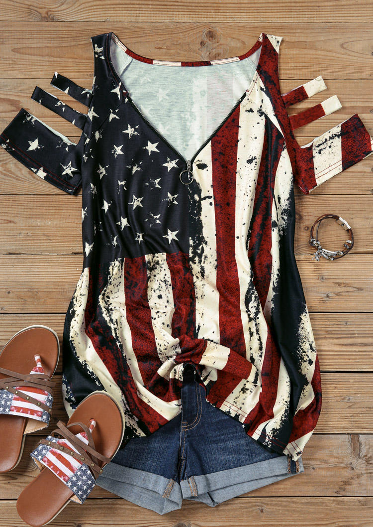 

Blouses American Flag Star Striped Zipper Collar Blouse in Multicolor. Size