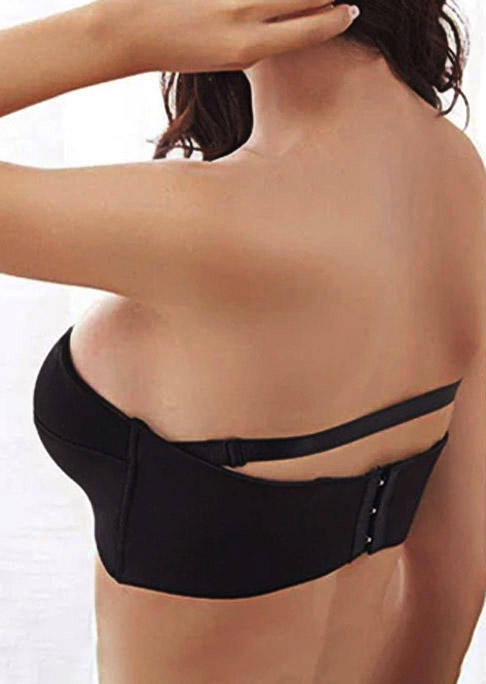 

Bras Mesh Criss-Cross Bra in Black. Size