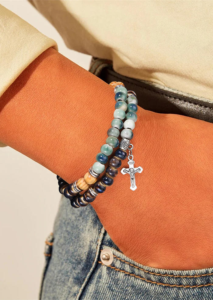 

Bracelet Double-Layered Cross Beading Bracelet in Multicolor. Size
