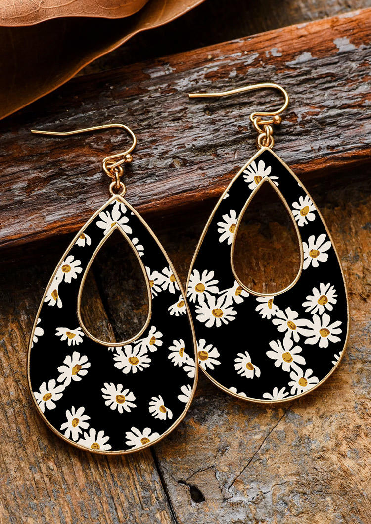 

Earrings Daisy Hollow Out Water Drop Earrings in Black. Size