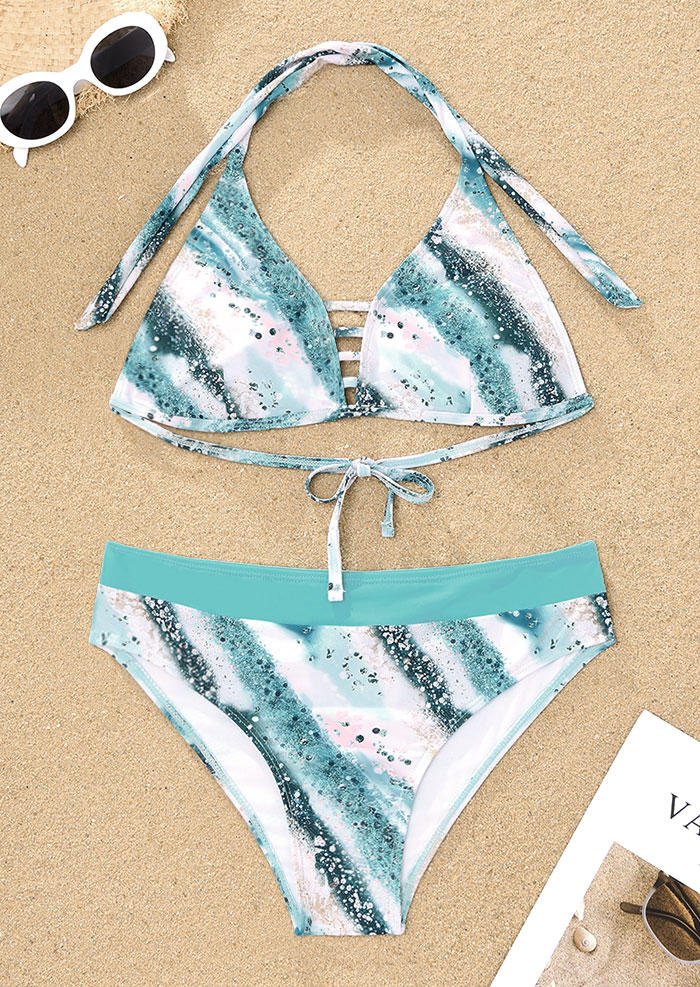 

Bikini Sets Gradient Glitter Hollow Out Halter Bikini Set in Multicolor. Size: ,XL
