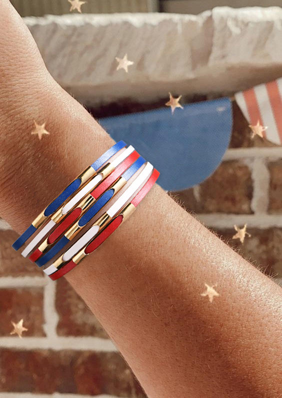 

Bracelet 4th Of July Colorful Striped Magnet Buckle Bracelet in Multicolor. Size
