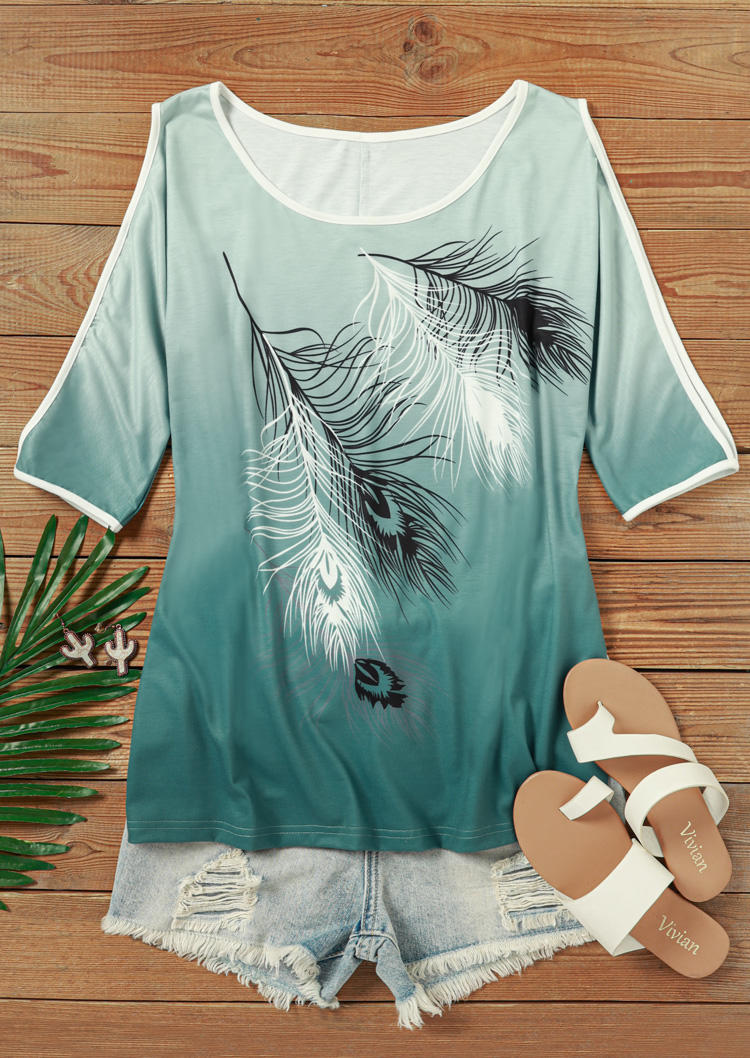 

Blouses Peacock Feather Gradient Cold Shoulder Blouse - Light Blue in Blue. Size: ,XL