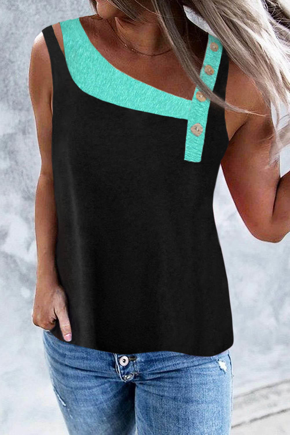 

Tank Tops Color Block Button Tank Top in Black. Size: L,M,,XL