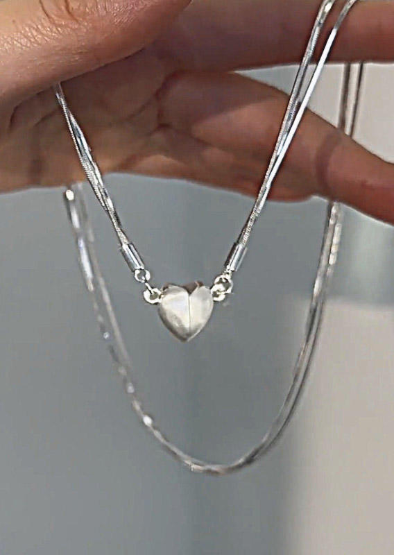 

Necklaces Magnet Stone Heart Couples Necklace in Silver. Size